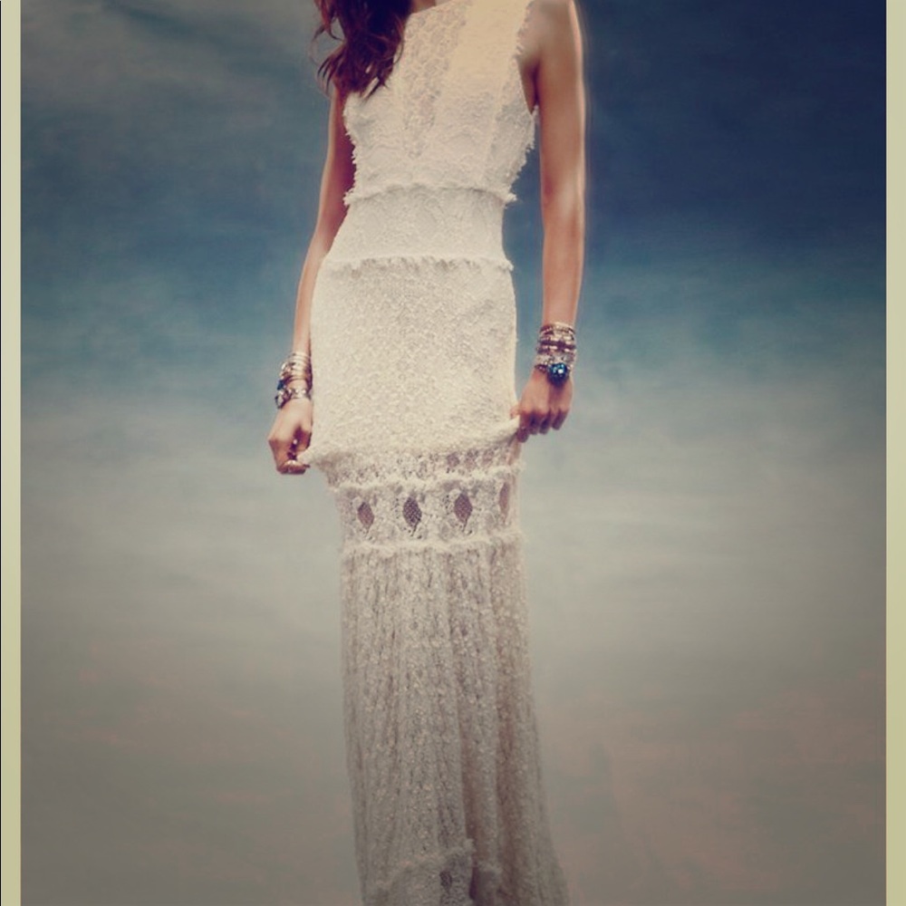NIGHTCAP IVORY LACE ESTELLE GOWN IN BEIGE VINTAGE